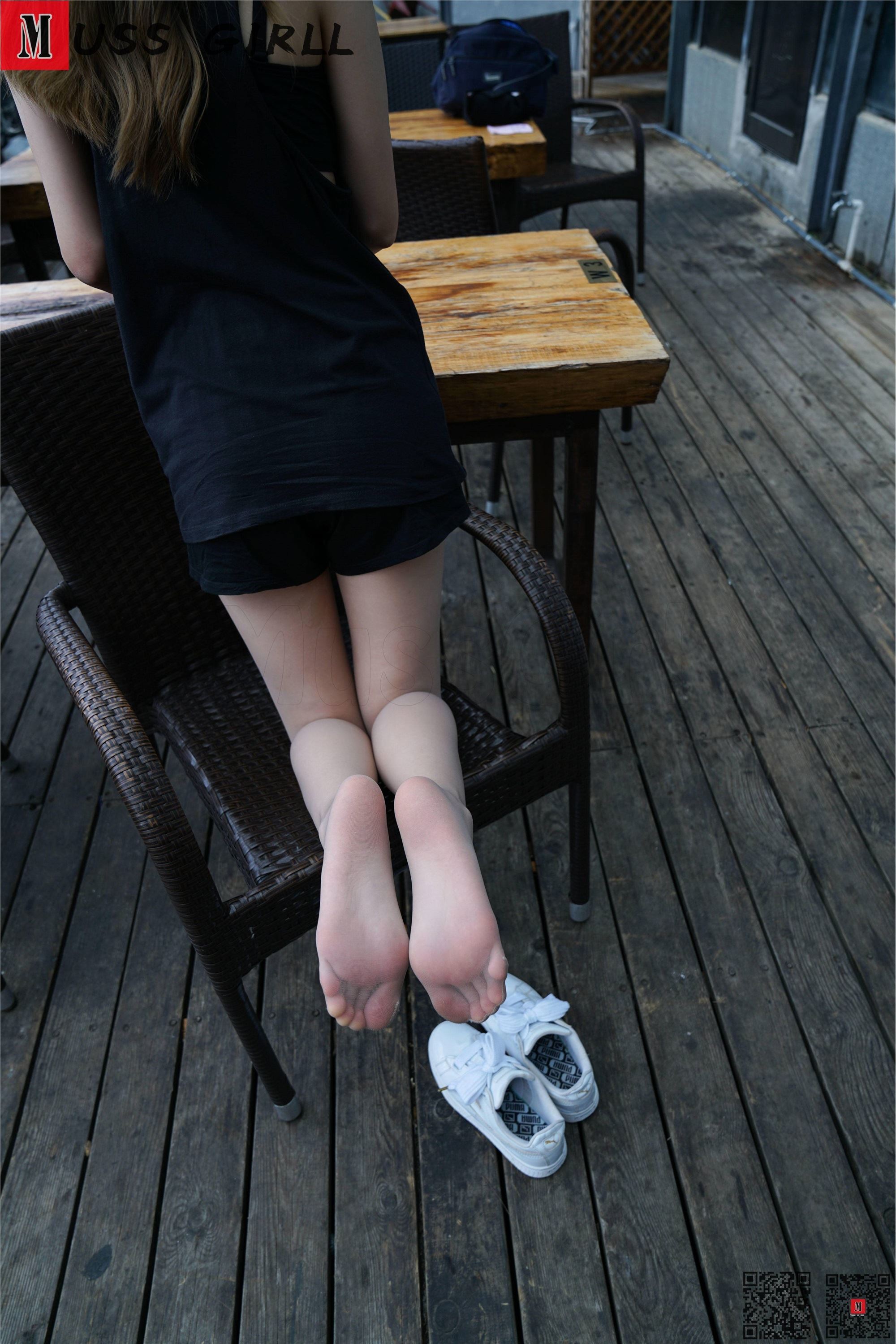 MussGirl慕丝女郎  NO.256-热裤肉丝美女